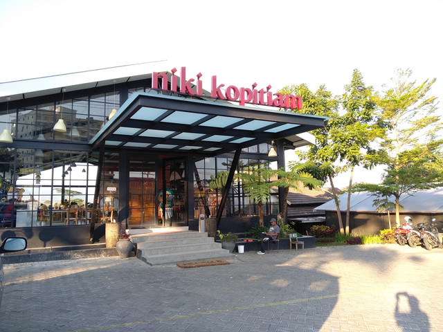Niki Kopitiam Restaurant