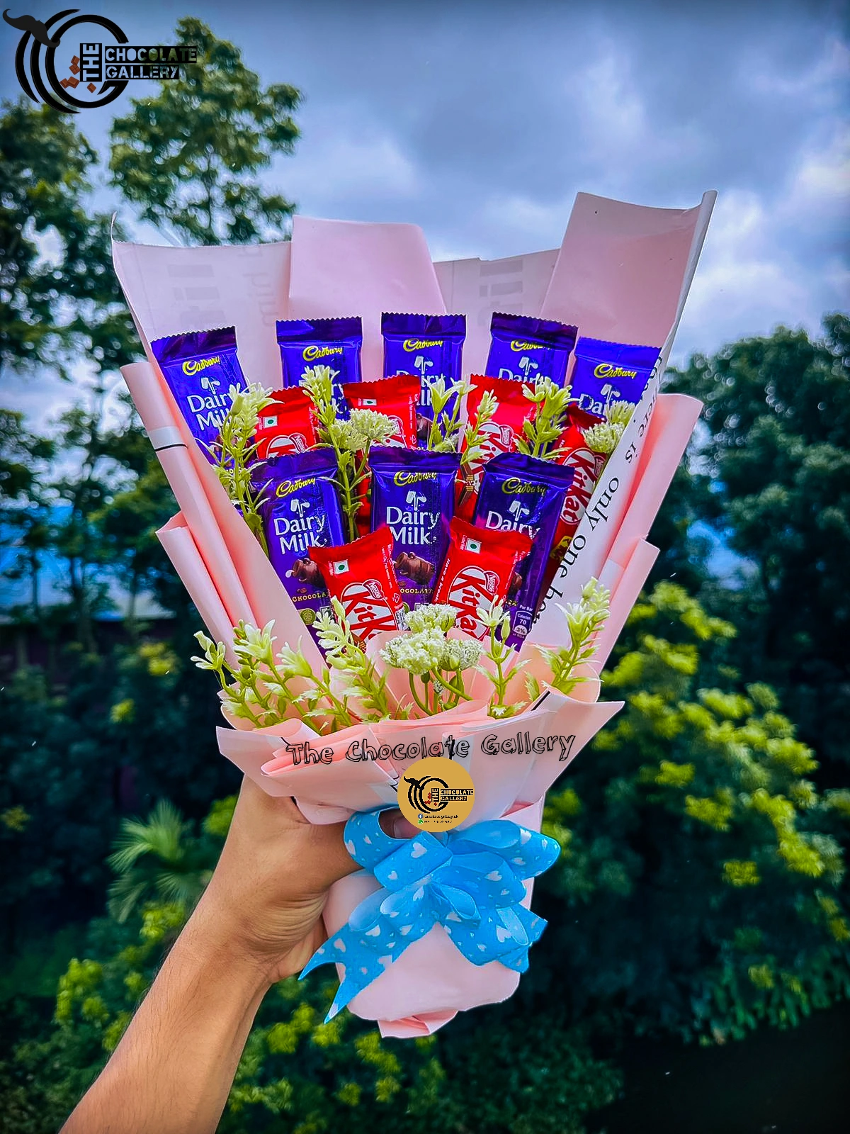KitKat & Dairy Milk Chocolate Bouquet