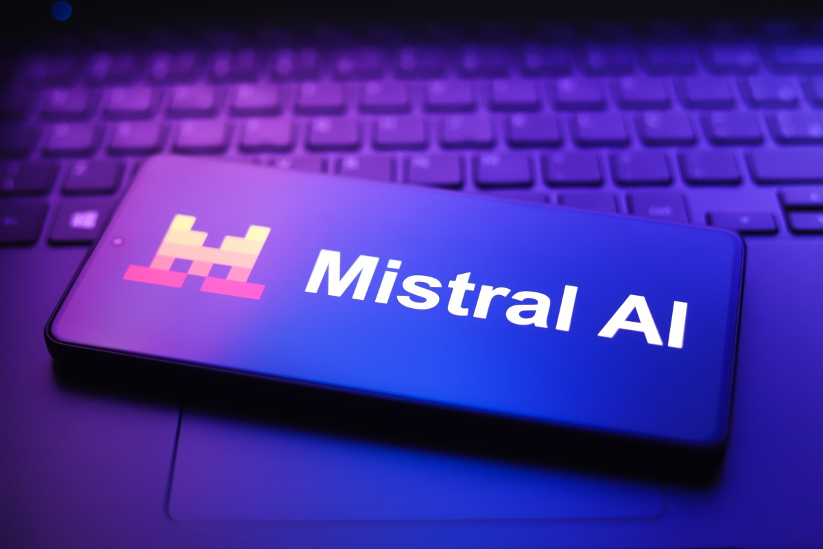 Mistral Large 4 Pratinjau: Model Open-Weight 1 Triliun Parameter dari Eropa, Bobot Dirilis Akhir Oktober