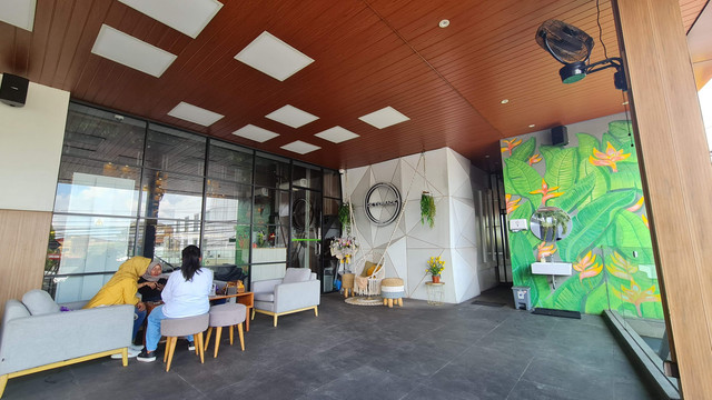 De Terrace Cafe & Resto