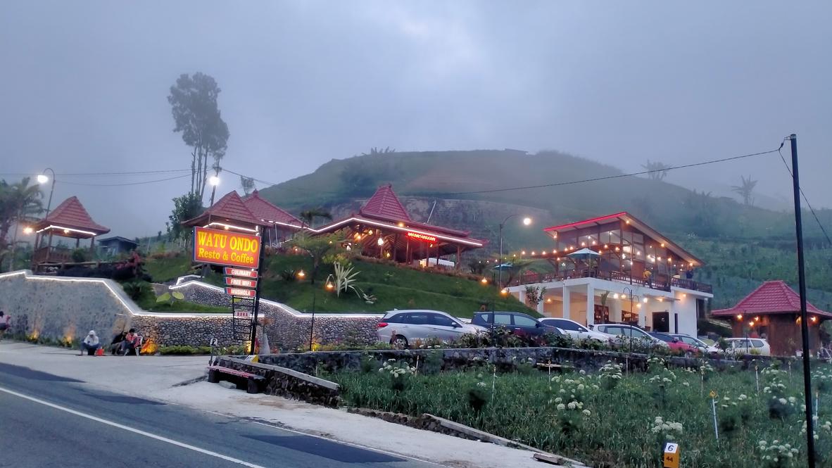 WATU ONDO RESTO & COFFEE