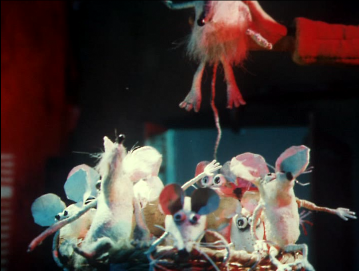 1986-avi-snapshot-05-33-559.png