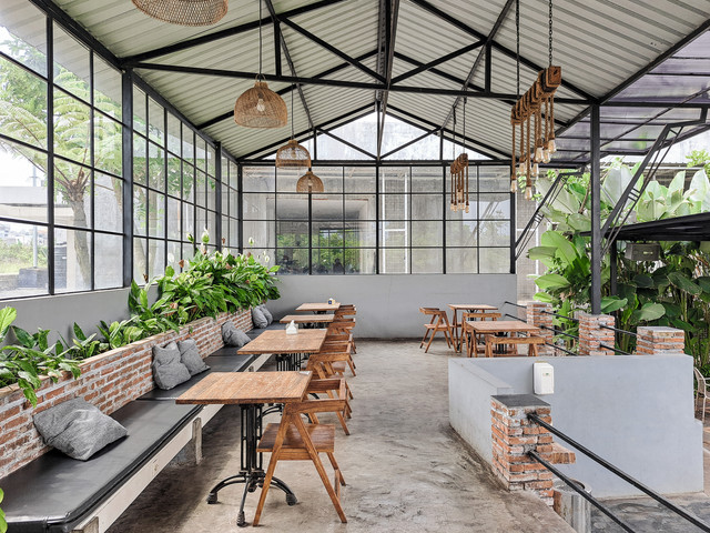 Cafe Monstera