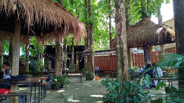De' Jati Coffee Garden 