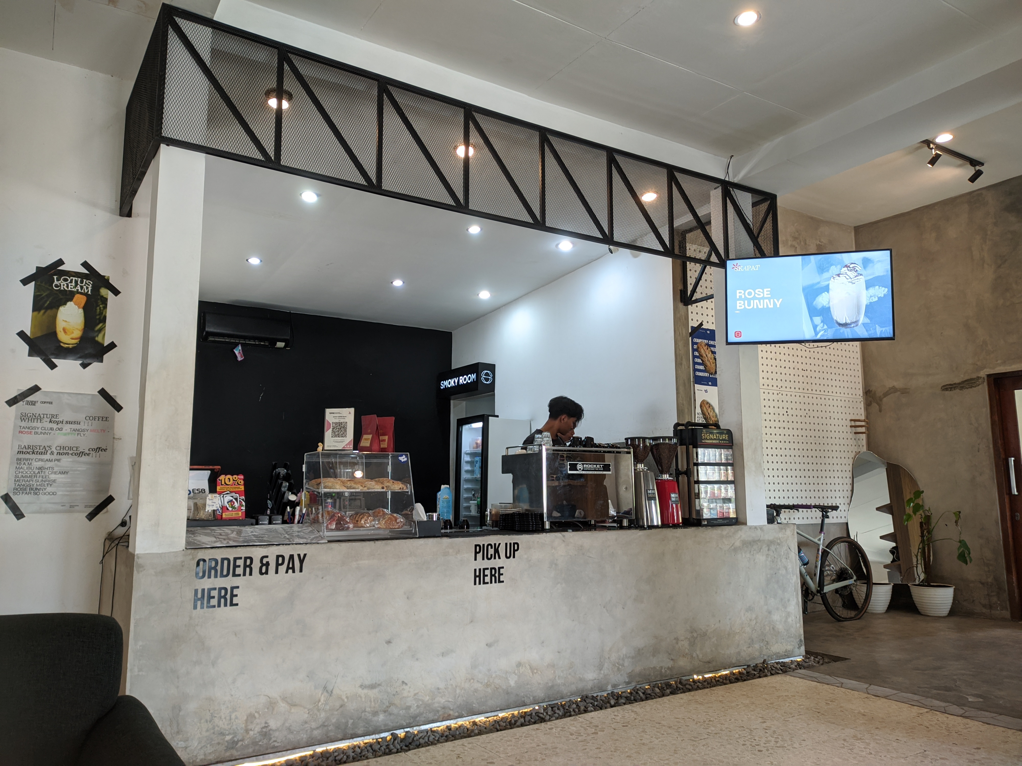 SKAPAT COFFEE HOUSE