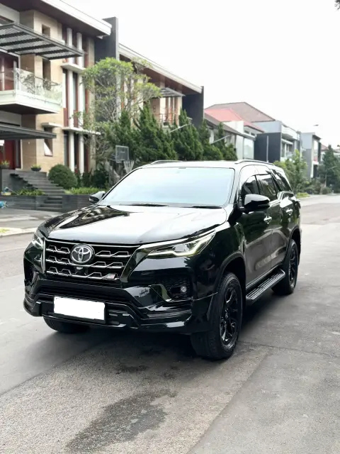 Fortuner GR Luvion Group