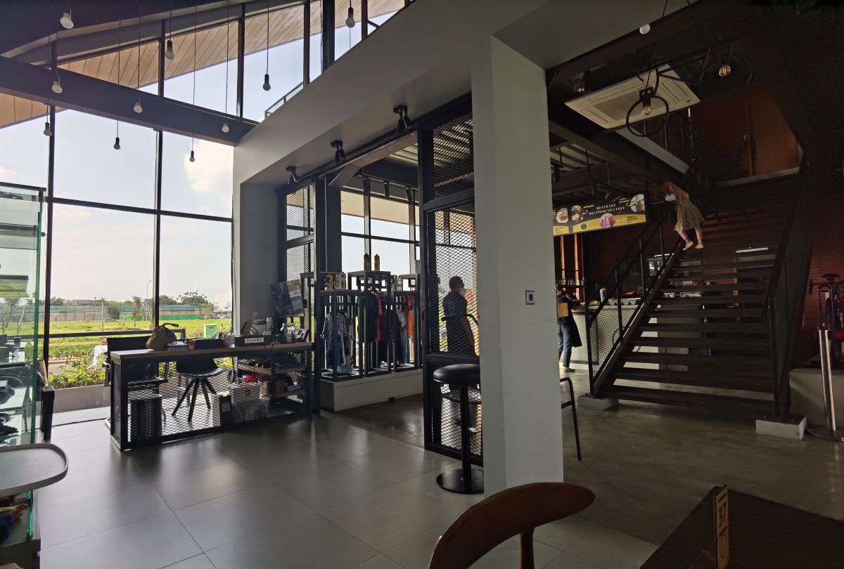 PELETON Bike & Cafe
