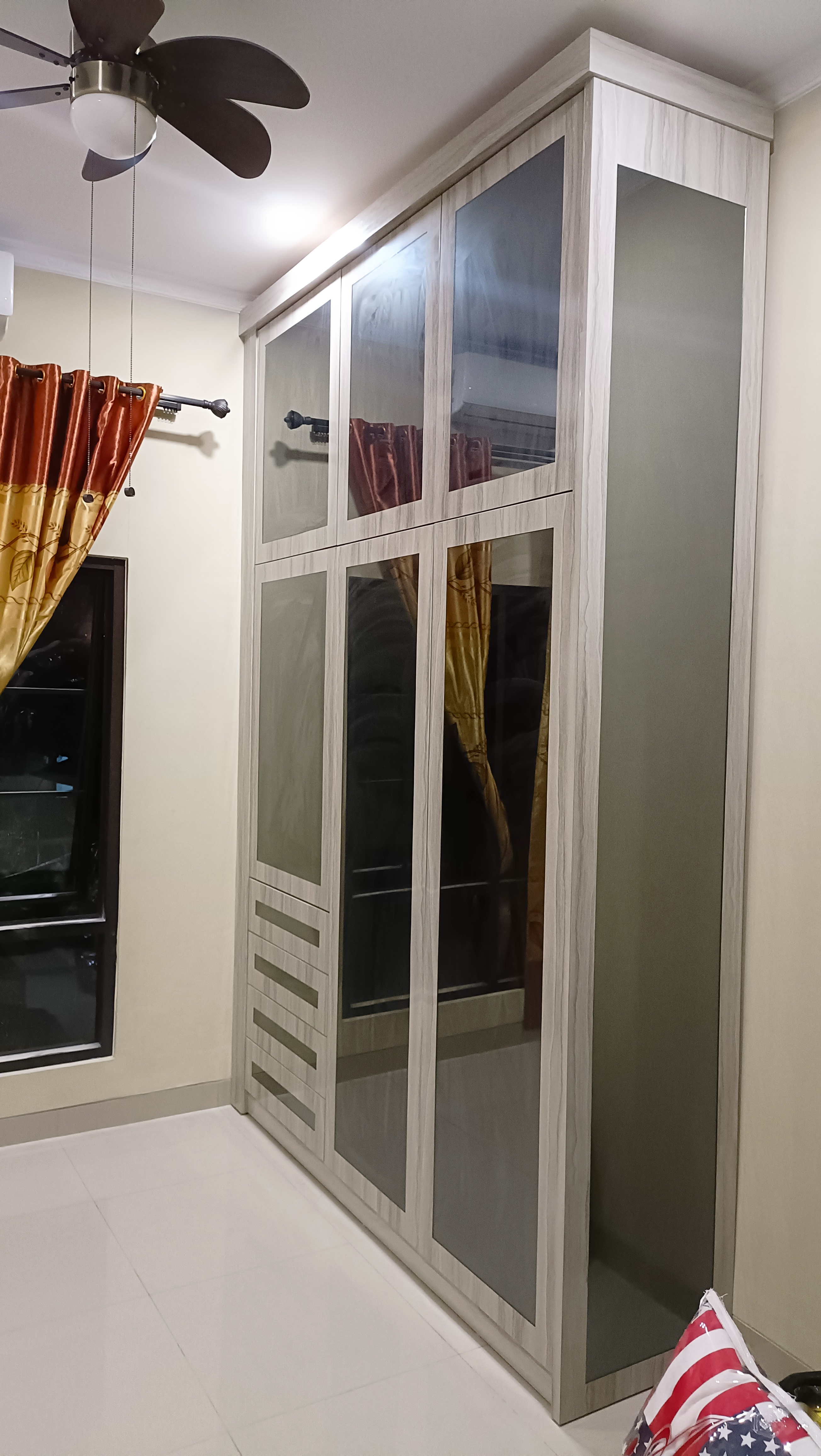 Lemari custom hasil pengerjaan Sofa Depok by Yenia