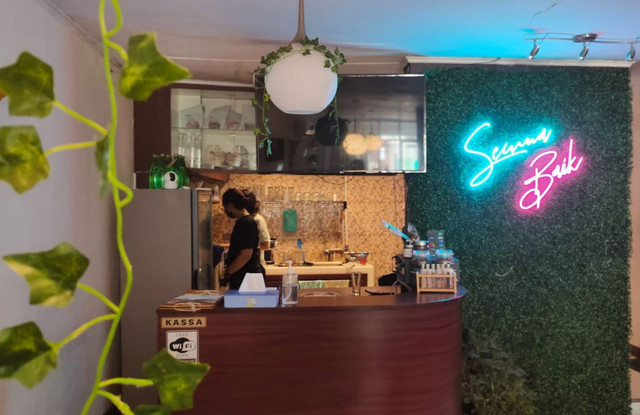 Semua Baik Cafe