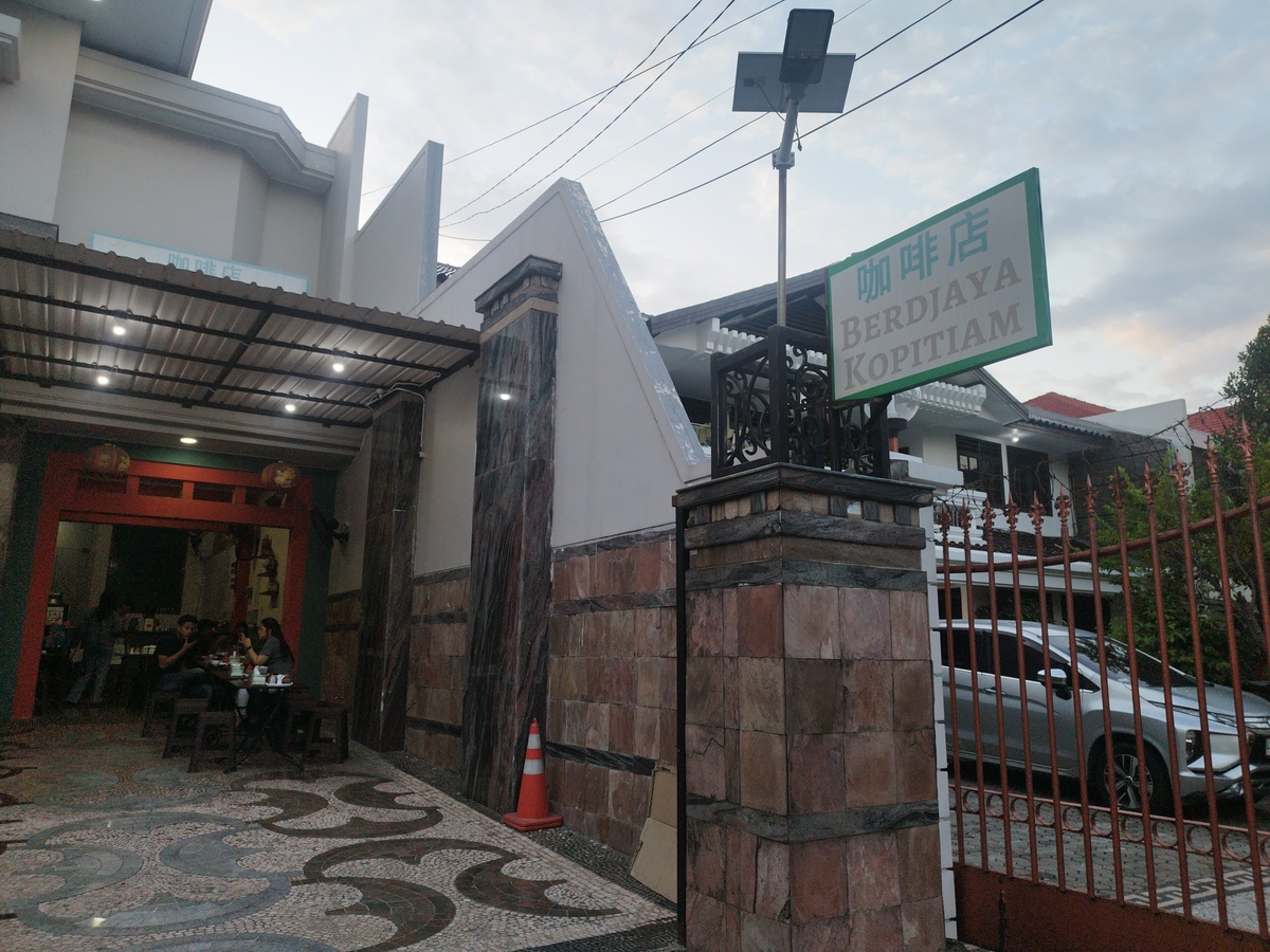 Berdjaya Kopitiam Darmo