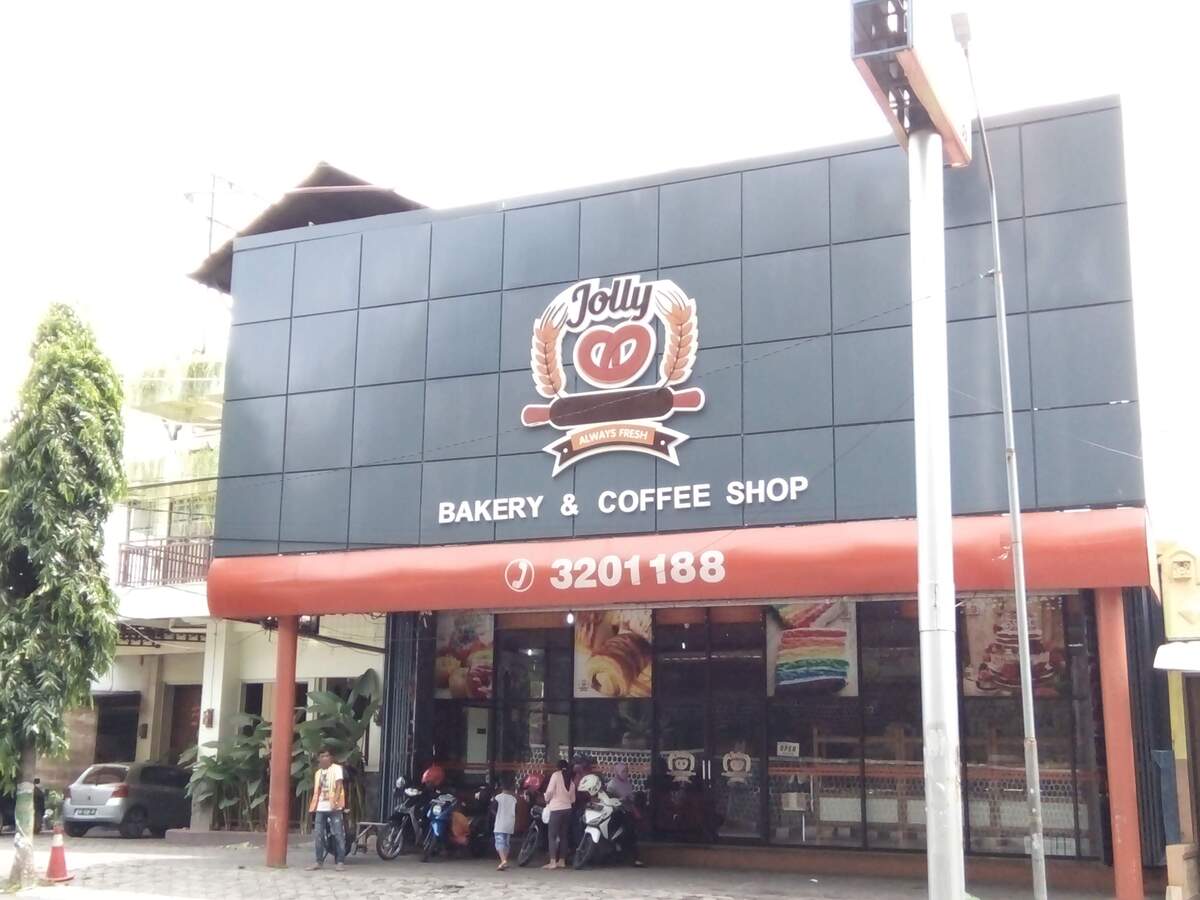 Jolly Bakery & Coffee Shop