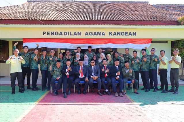 tiga-foto-bersama