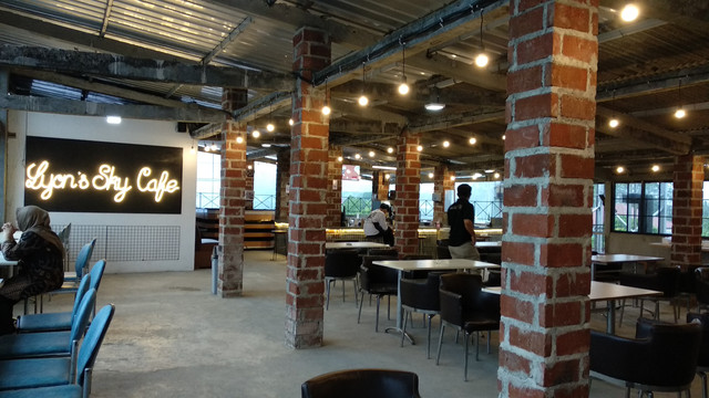 Lyon's Sky Cafe