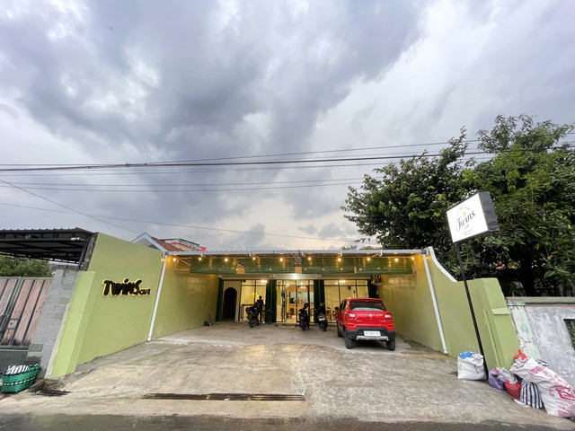 Twins Cafe Solo 
