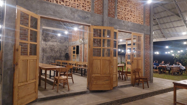 BigBoss Cafe & Kitchen