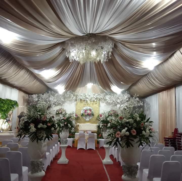 Dekorasi acara di bawah tenda WIMA TENDA