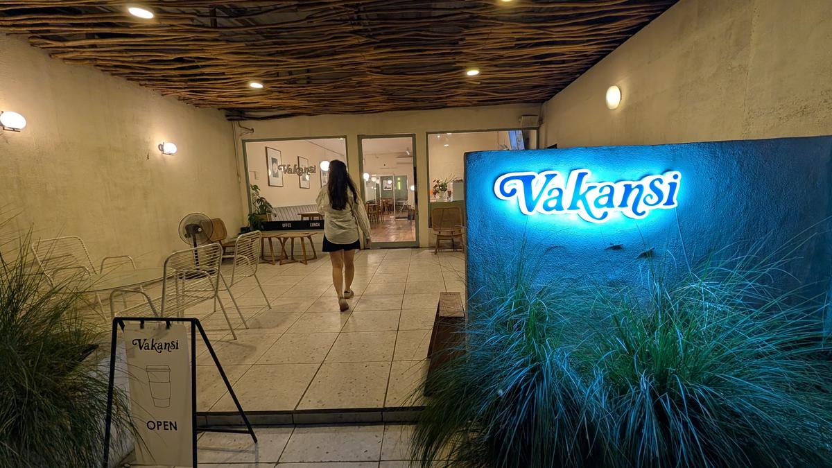 Vakansi Coffee & Space