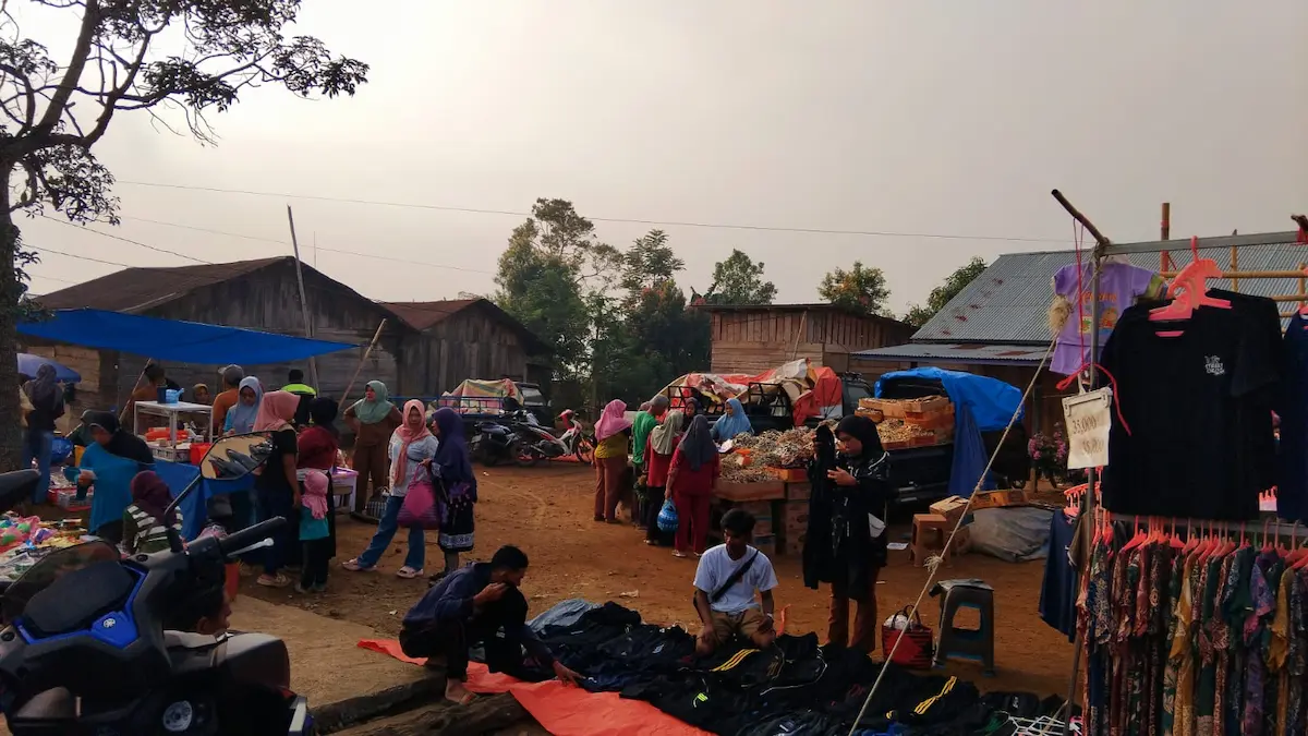 Suasana Pasar Balai Gedang