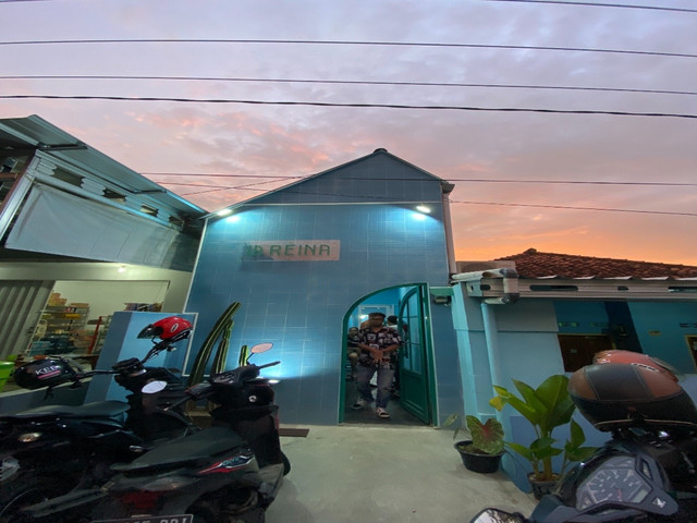 La Reina cafe