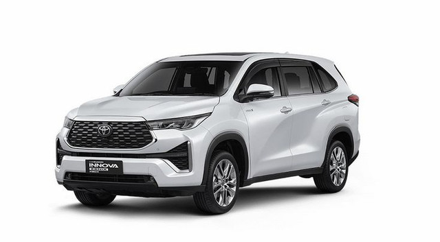 Toyota Innova Zenix