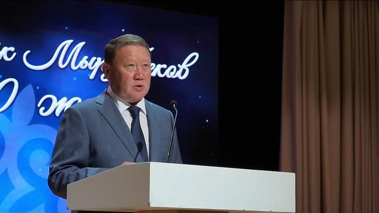 Жауһар жырдың иесіне тағзым (2) Құмар Ақсақалов
