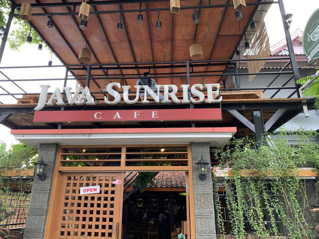 Java Sunrise Cafe