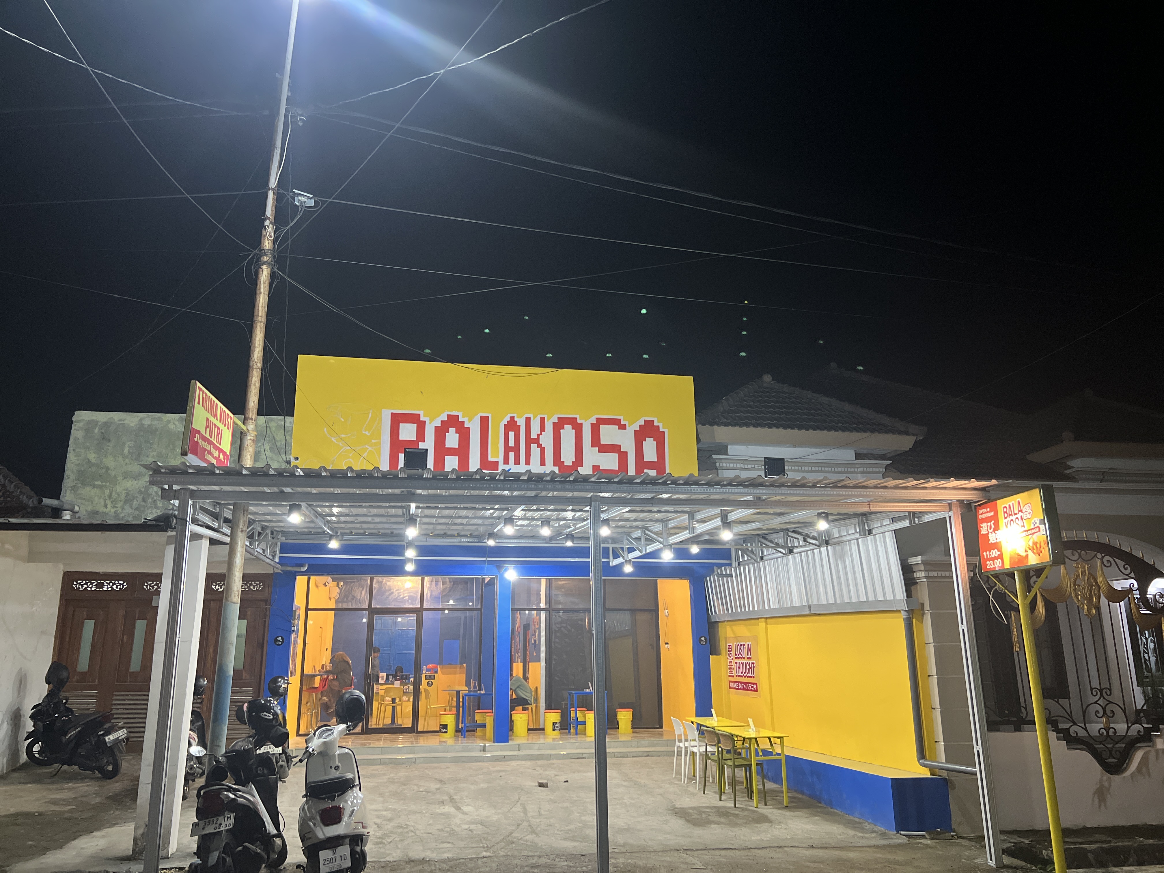 Balakosa Rewind & Play Cafe