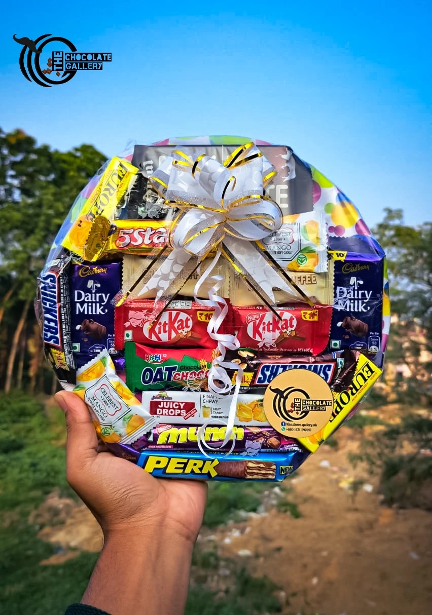 Chocolate Combo Gift Box â€“ 550 TK