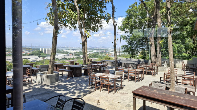 SKY LOUNGE GRESIK
