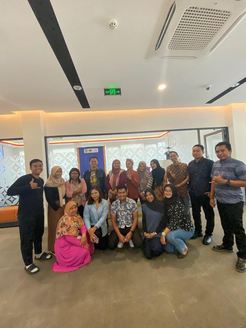 Pak Dinar Wahyu Wibowo