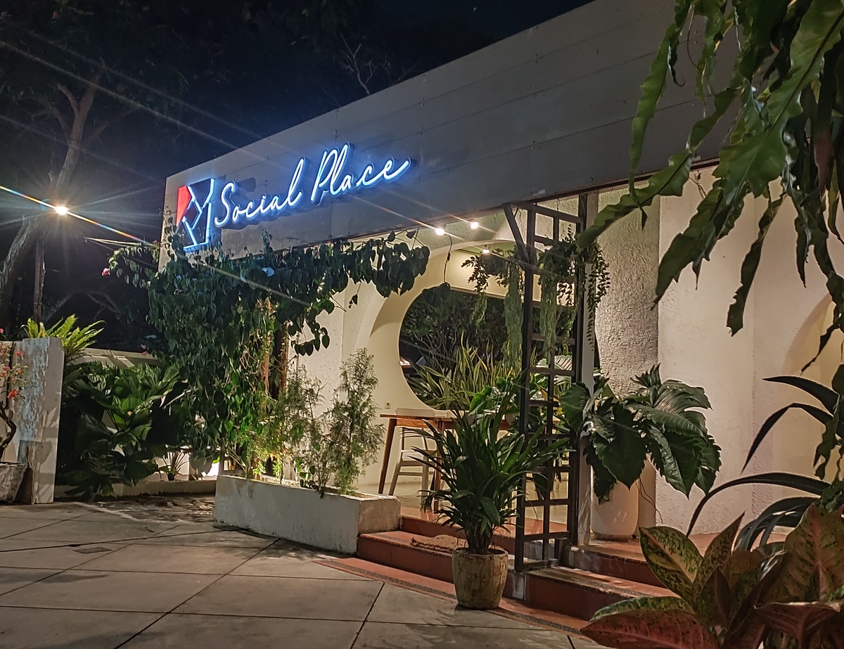 O10thic Coffee Eatery