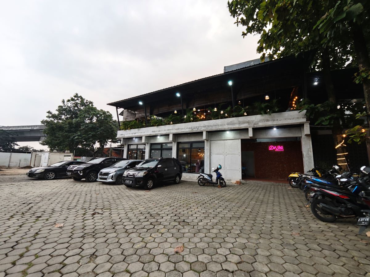 De' Jati Coffee Garden 