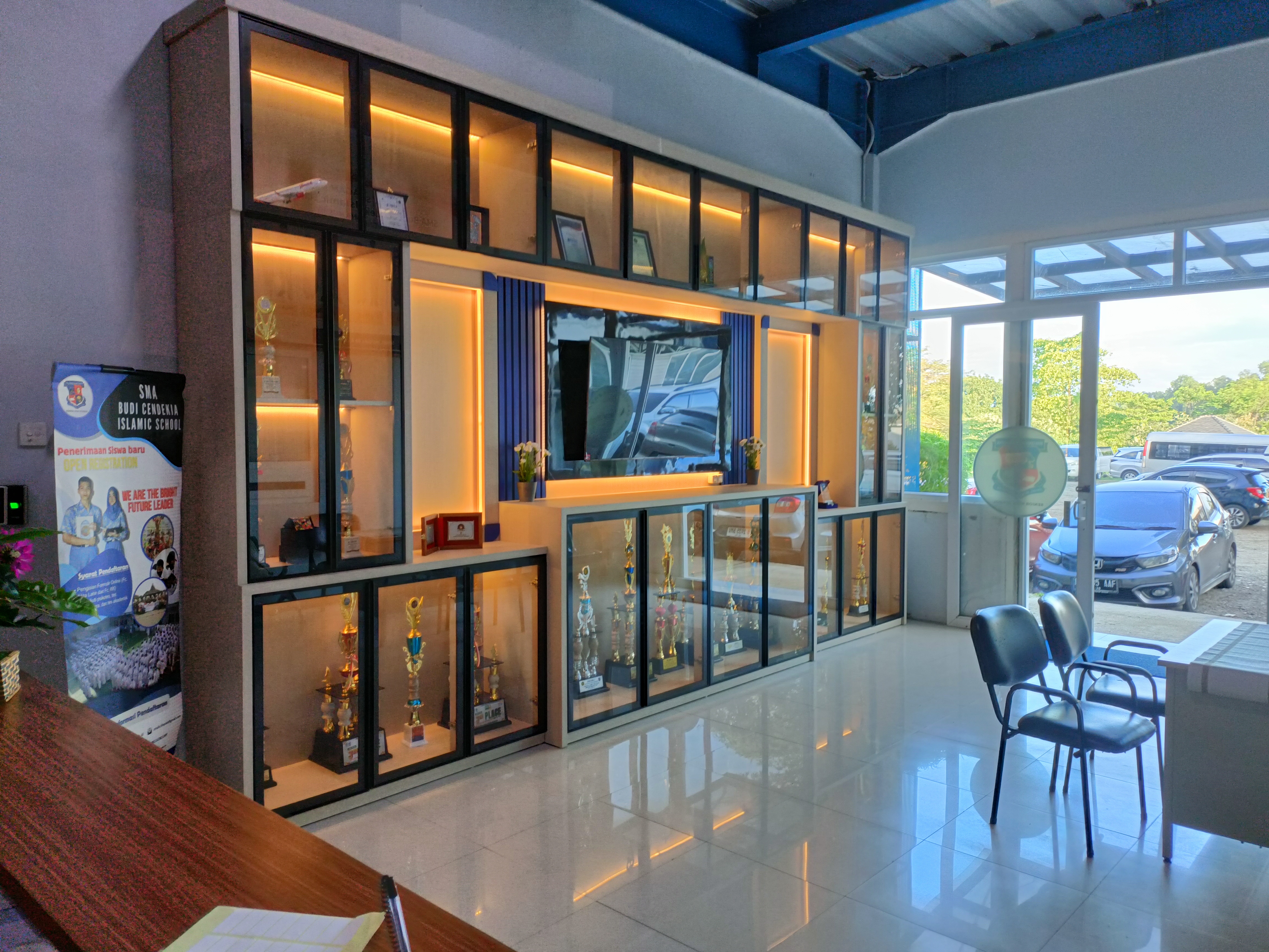 Lemari custom hasil pengerjaan Sofa Depok by Yenia