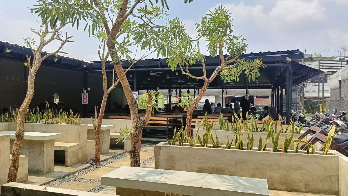 WARJO - Summarecon Bekasi