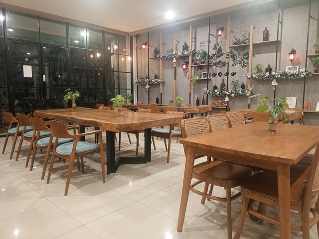 Modjola Café