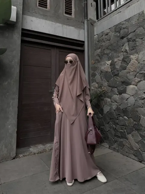 Shebila Abaya - Outfit Muslimah