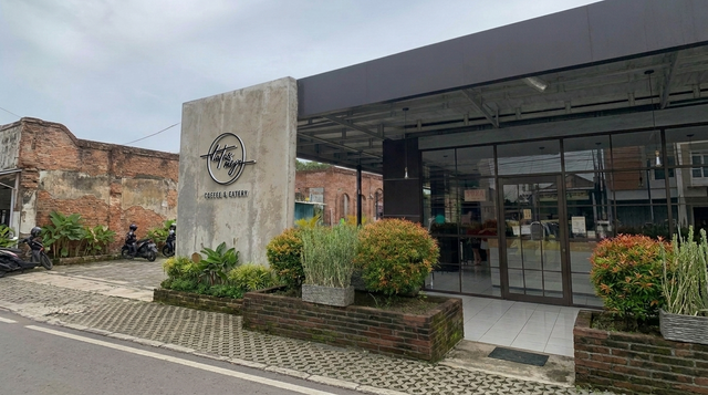 Diatas Meja Coffee & Eatery
