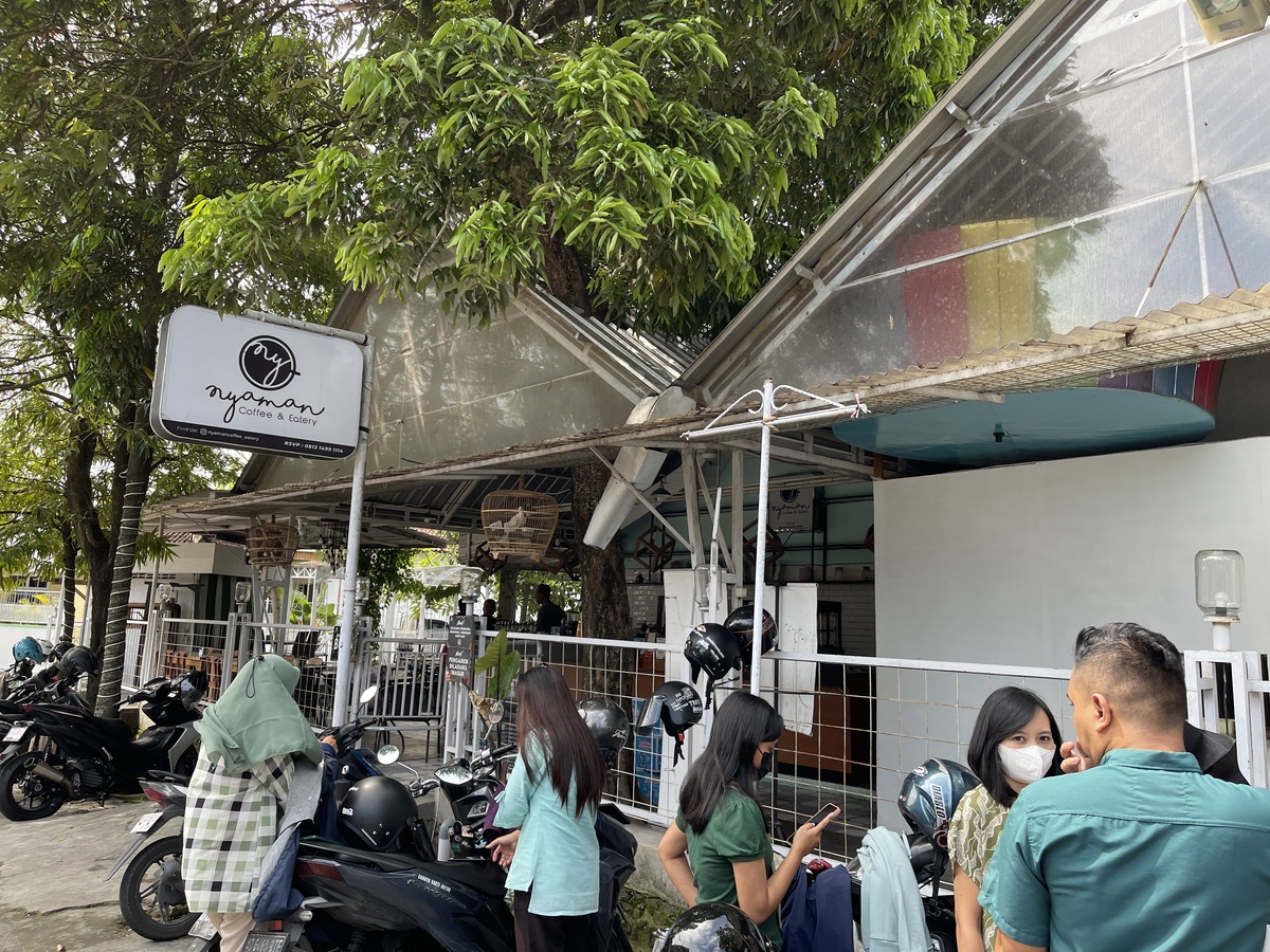 Nyaman Coffee And Eatery