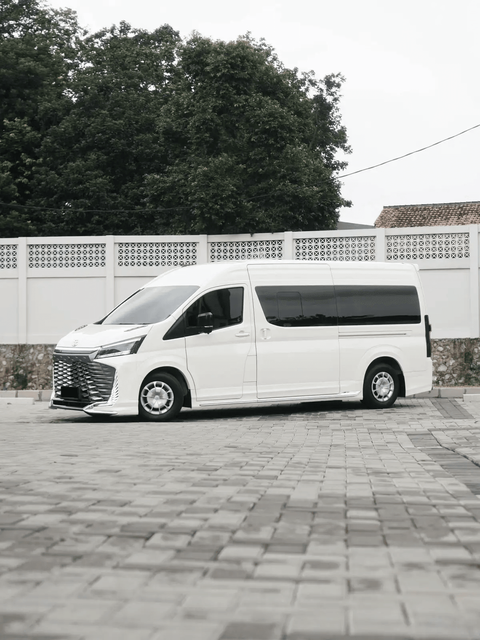 Hiace Premio Luxury 7–8 Seat Luvion Group