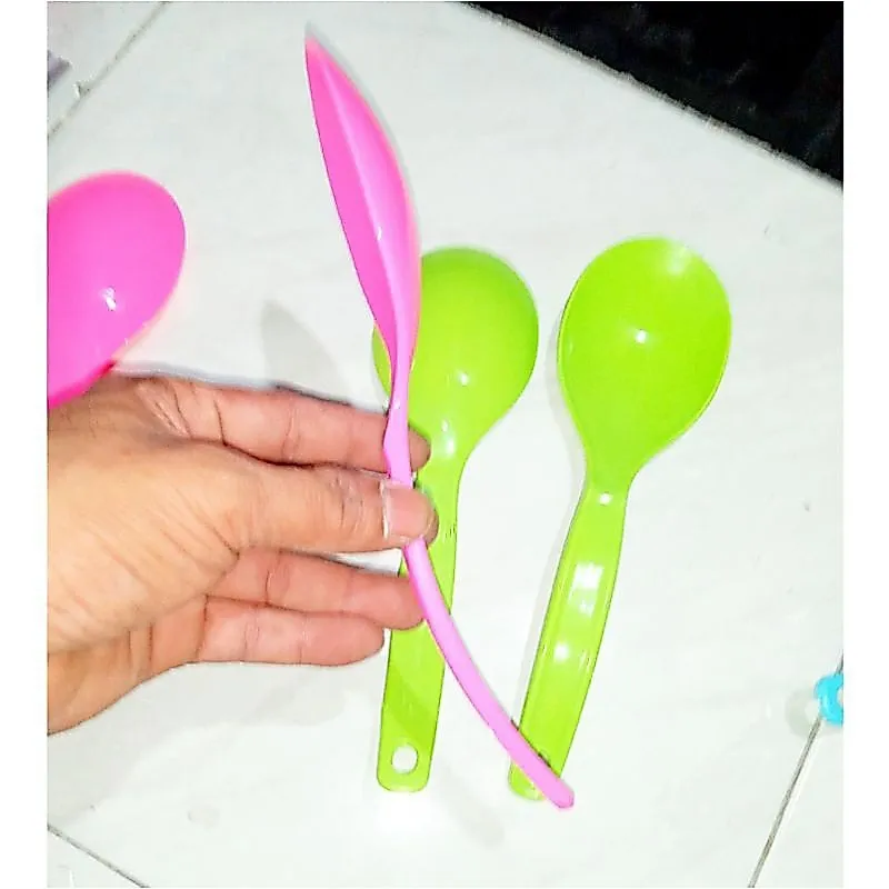 centong nasi plastik besar