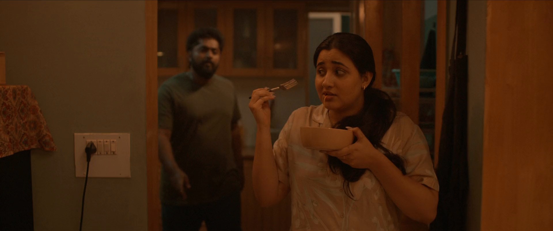 Odum-Kuthira-Chadum-Kuthira-2025-www-9kmovies-rip-Hindi-ORG-DD5-1-Malayalam-1080p-HDRip-3-2-GB-mkv-s