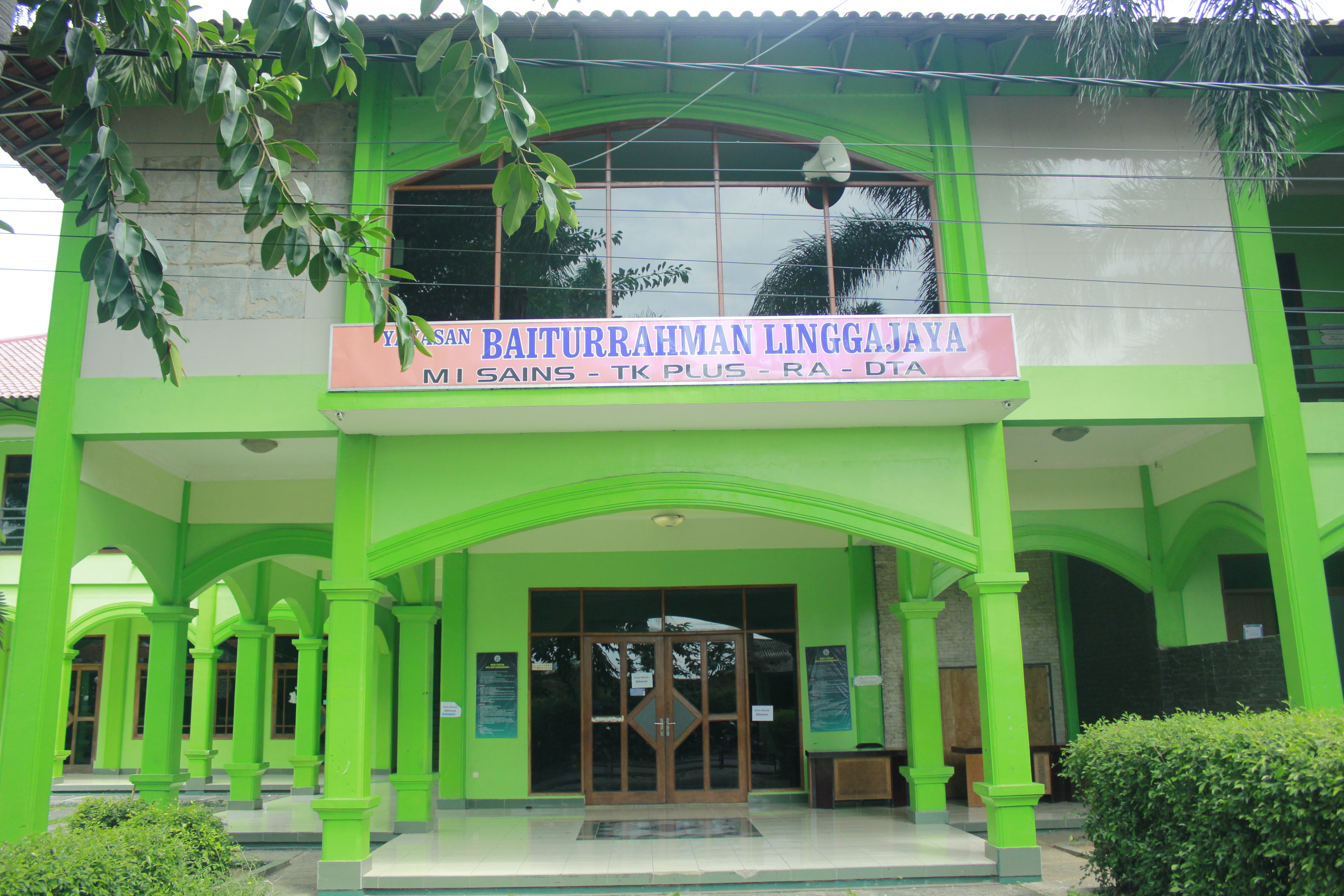 Gedung Baiturrahman