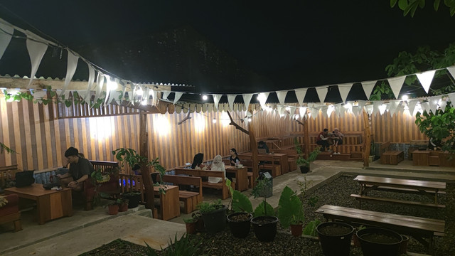 Folk Space coffee