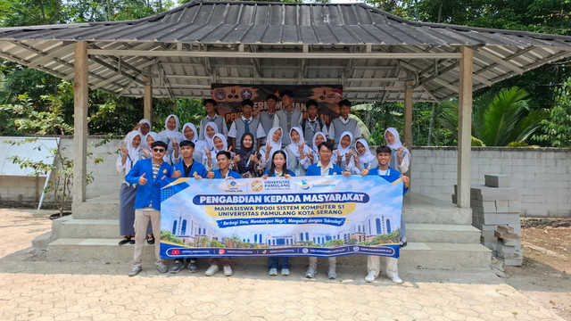 Mahasiswa Universitas Pamulang Rancang Sistem Absensi Digital Berbasis RFID untuk Meningkatkan Efisiensi Kehadiran Siswa di SMK Cigembor
