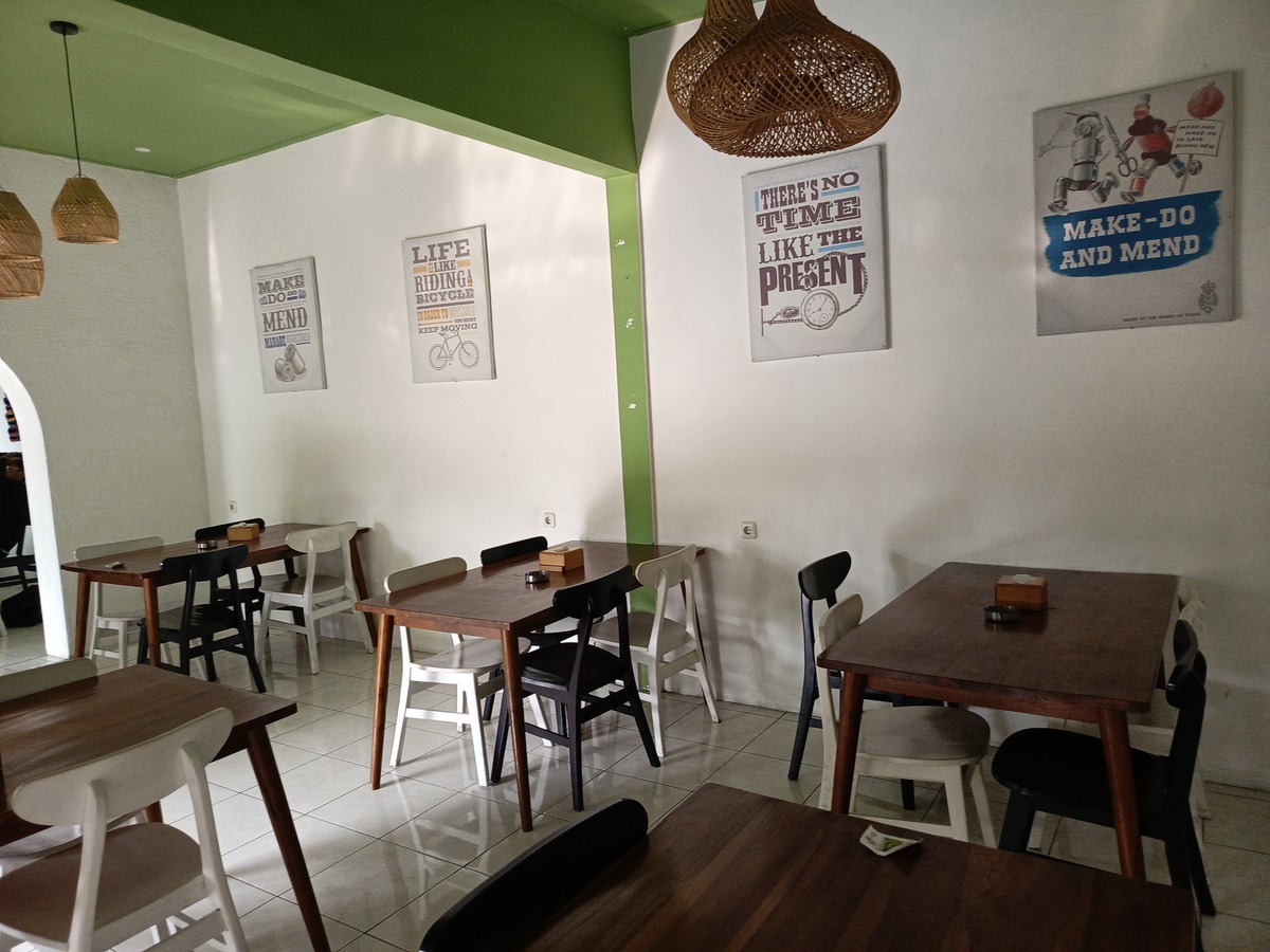 O10thic Coffee Eatery