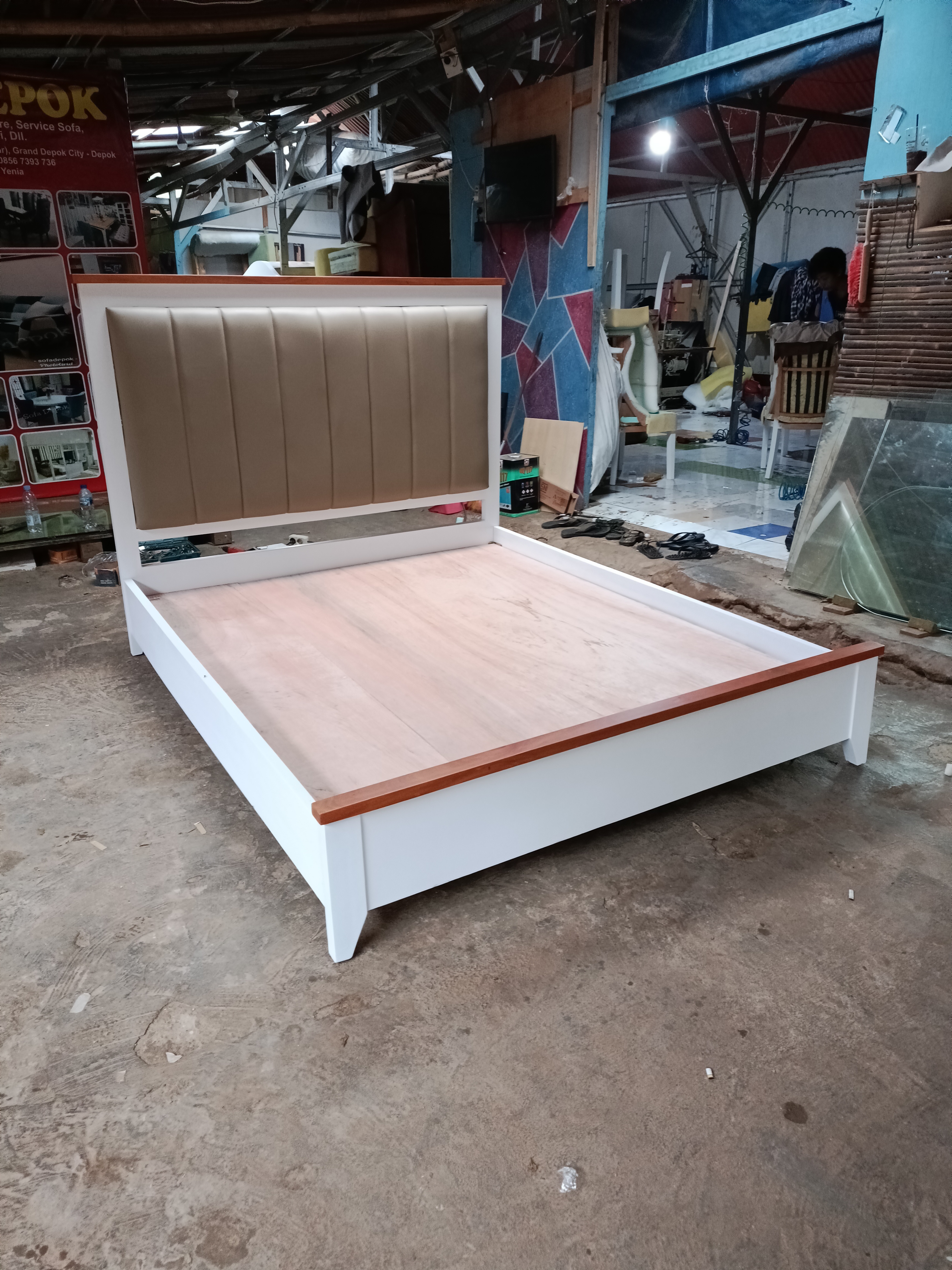 Tempat Tidur custom hasil pengerjaan Sofa Depok by Yenia