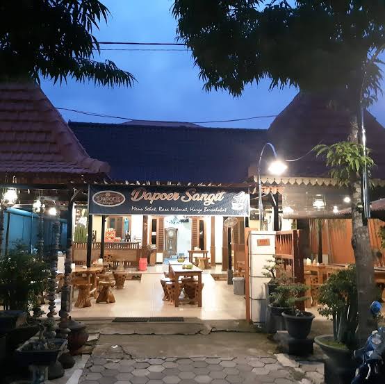 DAPOER SANGIT