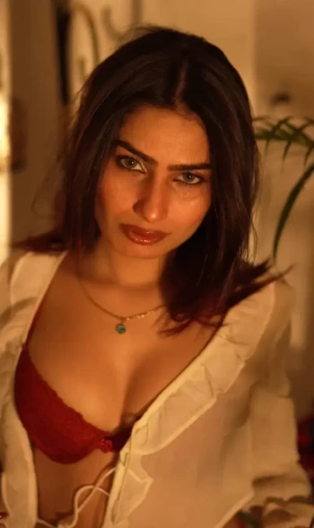 Pakistani Super Sexy Girl Fuking By Luxurious Boy (2026) App Conntent Urdu Short Video