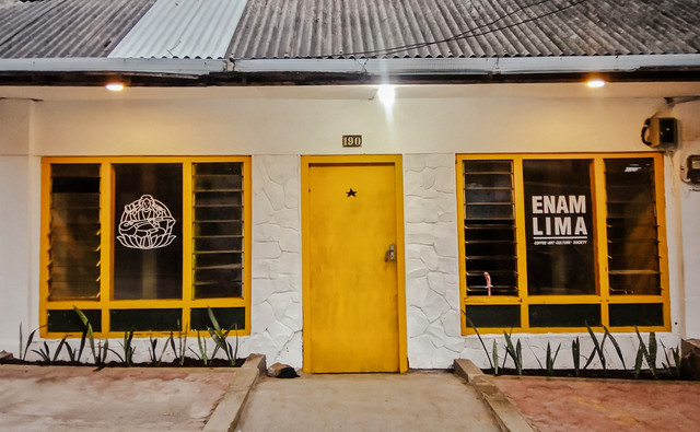 Enam Lima.Space