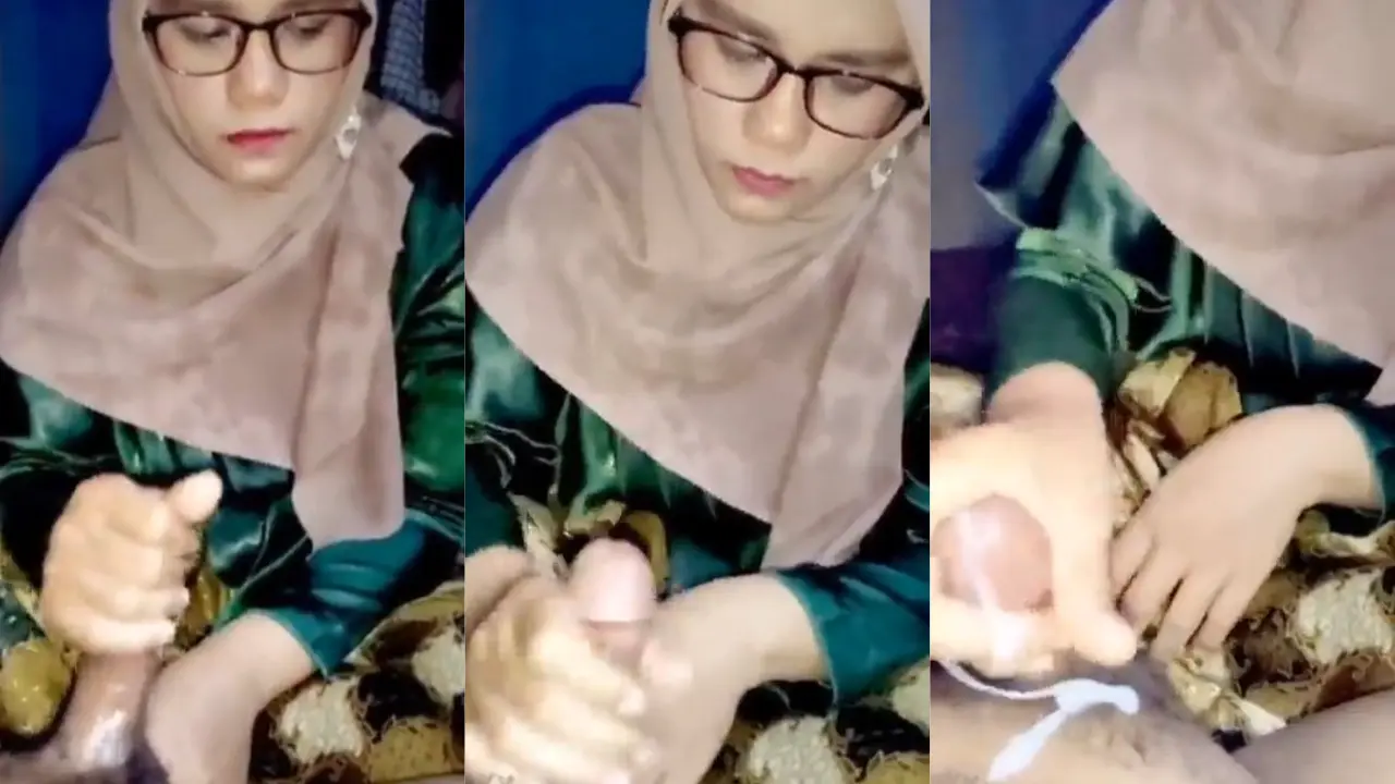 Murid di Paksa Bu Guru Hijab sampe crot